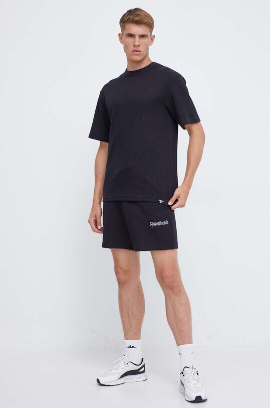 Reebok pantaloni scurti 100070402 negru AW23
