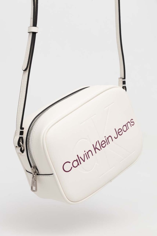 Kabelka Calvin Klein Jeans K60K610275 bílá AA00