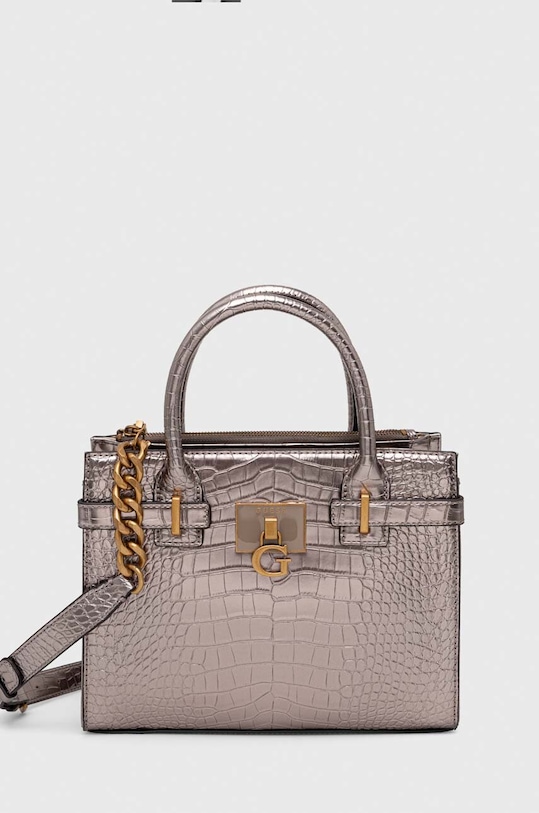 Kabelka Guess nevejde se A4 stříbrná HWCB89.98060