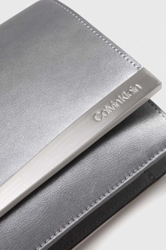 Dodaci Pismo torba Calvin Klein K60K611309 srebrna