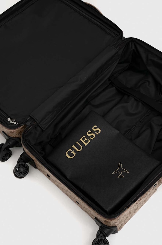 Чемодан Guess 67x43x24 см TMVZLS.P3302 бежевый