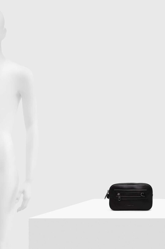 Malá taška Calvin Klein K50K510843
