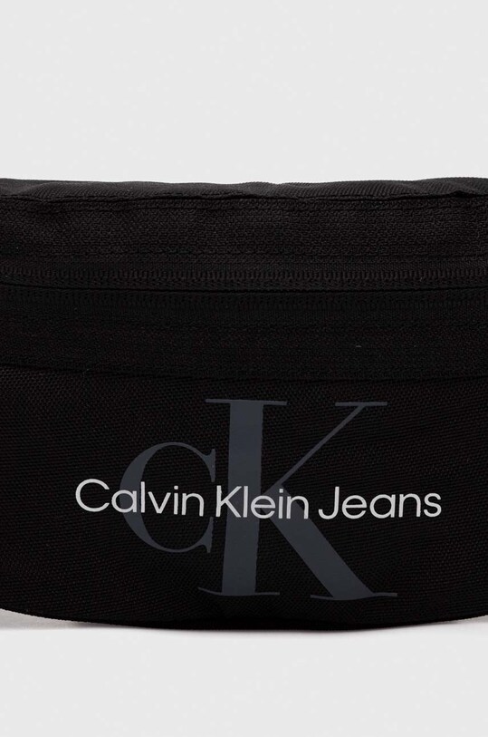 Сумка на пояс Calvin Klein Jeans чорний K50K511096