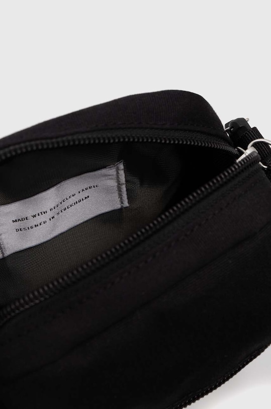 Torbica za okoli pasu Sandqvist SQA2270 črna