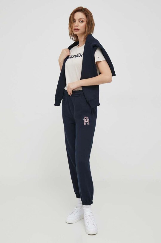 Bavlněné tričko Tommy Hilfiger WW0WW40057 béžová AW23