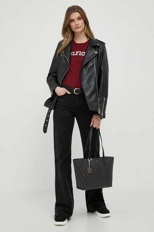 Bavlněné tričko Tommy Hilfiger WW0WW40057 burgundské AW23