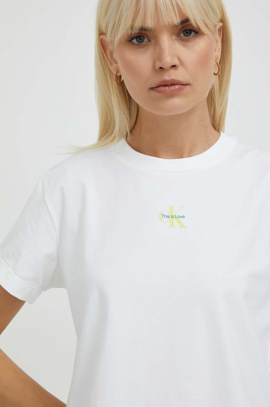 Tričko Calvin Klein Jeans nášivka biela J20J221607