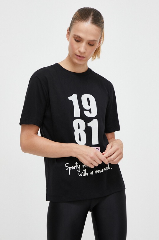 Βαμβακερό μπλουζάκι Guess στάμπα μαύρο V3BI00.KA260
