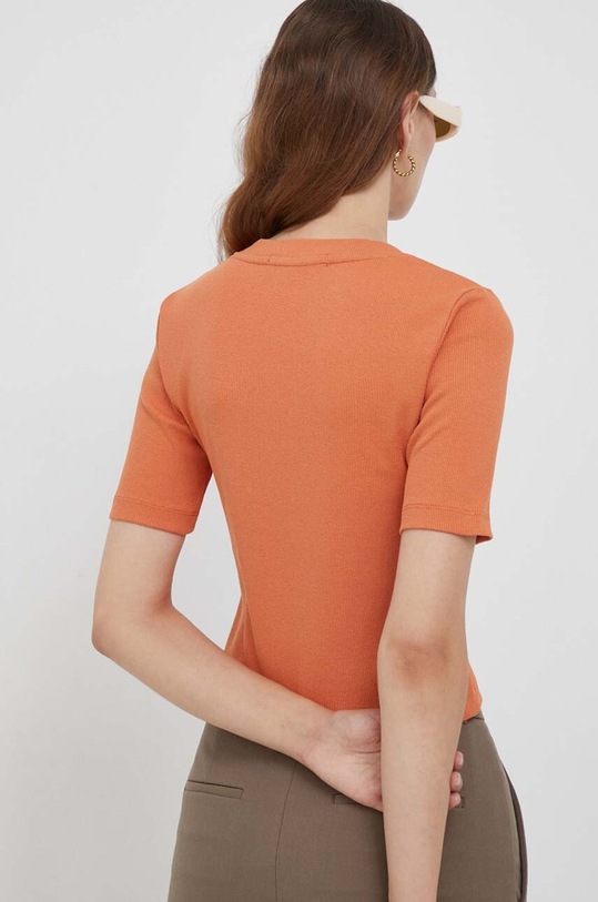 Odzież Calvin Klein Jeans t-shirt J20J222379 pomarańczowy
