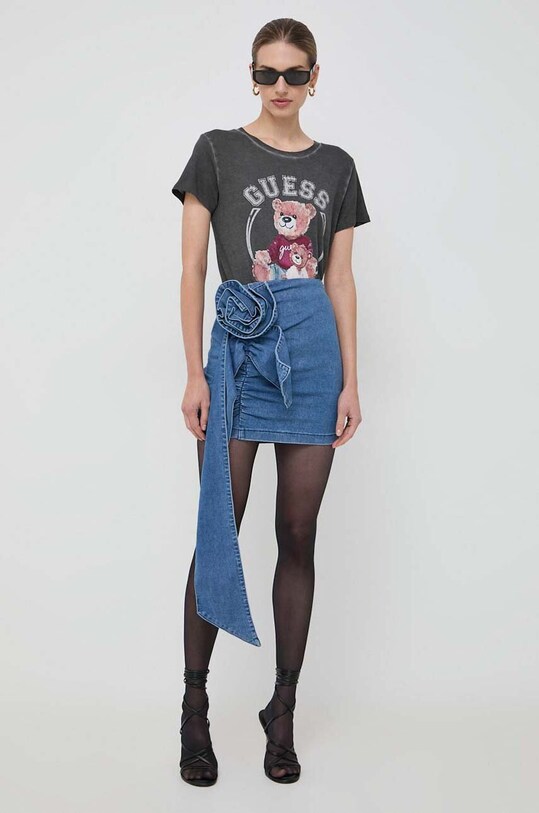 Tričko Guess VARSITY potlač sivá W4RI86.K9SN1