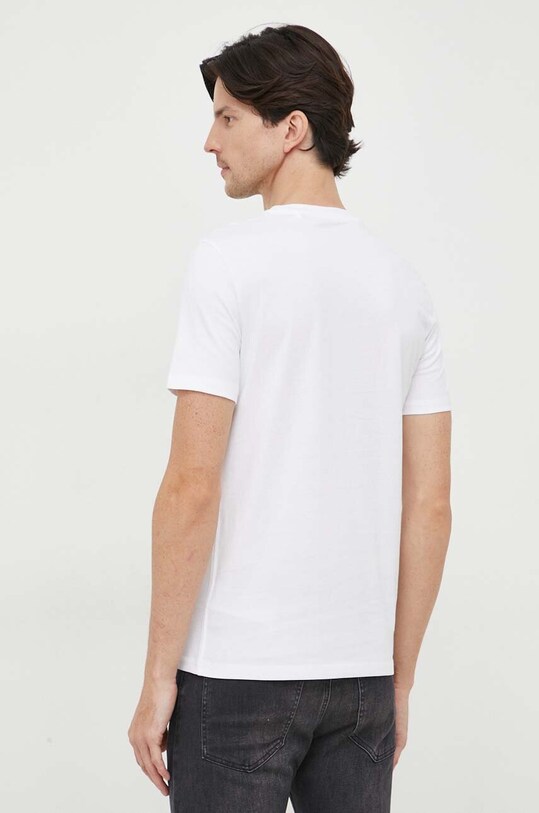 Хлопковая футболка Guess M2YI72.I3Z14 белый SS25