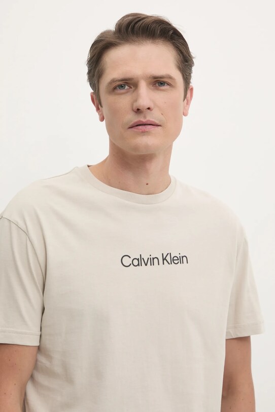 Βαμβακερό μπλουζάκι Calvin Klein μπεζ K10K111346