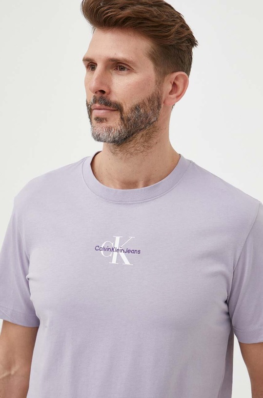 Odzież Calvin Klein Jeans t-shirt bawełniany J30J323483 fioletowy