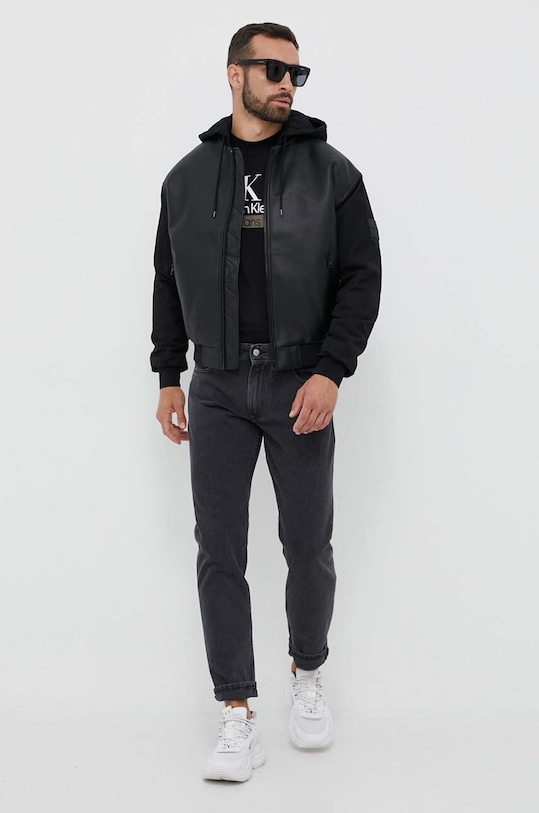 Памучна тениска Calvin Klein Jeans J30J323759 черен AW23