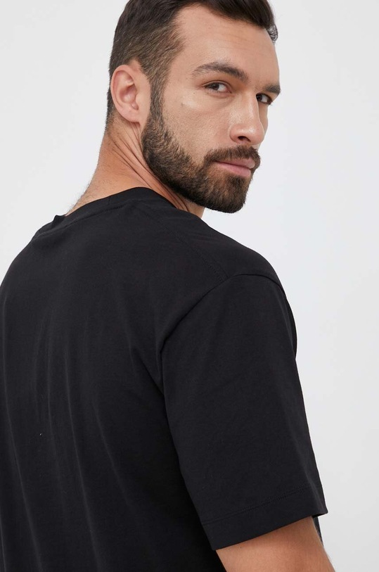 Памучна тениска Calvin Klein Jeans черен J30J323759