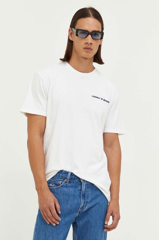 Tommy Jeans t-shirt bawełniany regular biały DM0DM16878