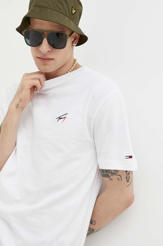 Бавовняна футболка Tommy Jeans бавовна білий DM0DM16841