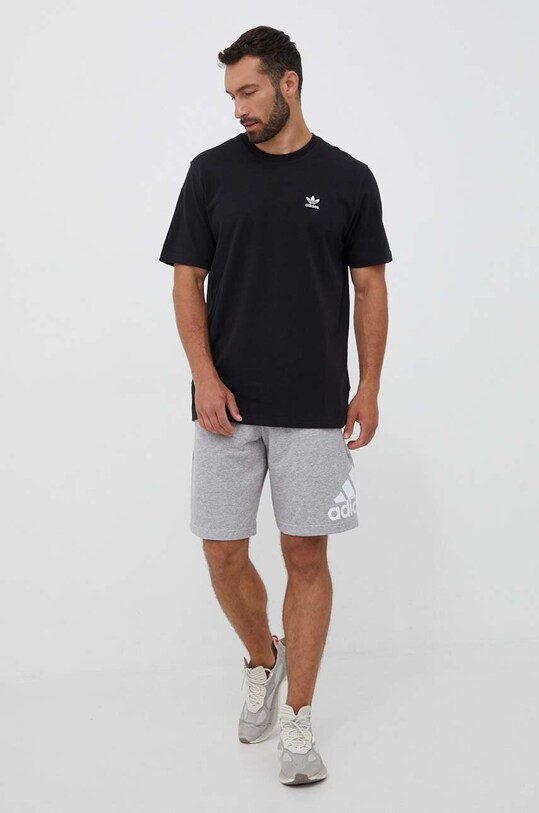 Хлопковая футболка adidas Originals II5760 чёрный SS24