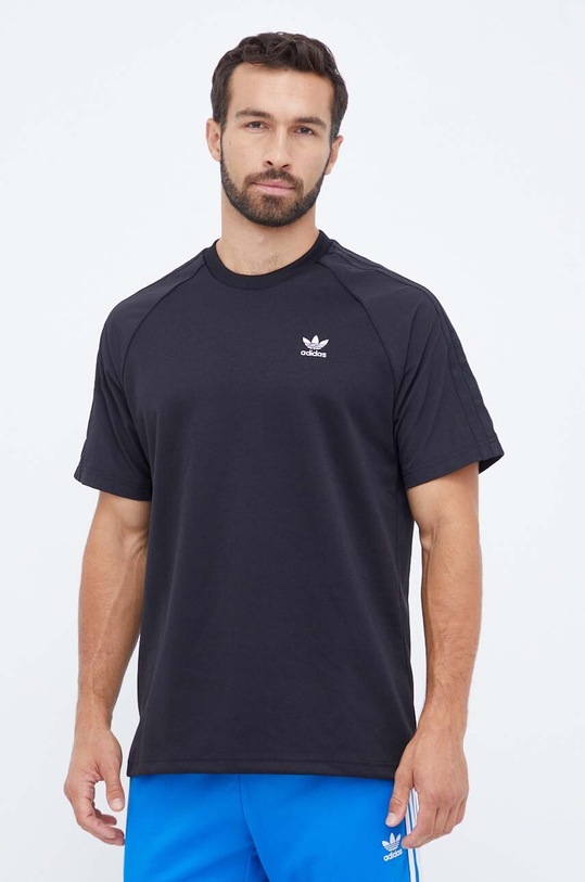 Oblečenie Tričko adidas Originals II5780 čierna