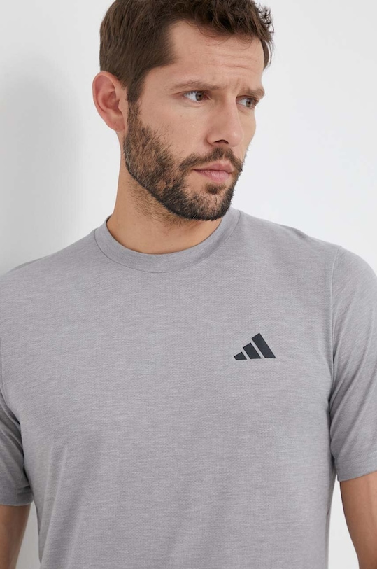 adidas Performance t-shirt treningowy Train Essentials Comfort szary IC7424