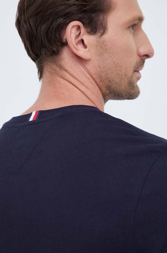 Bavlnené tričko Tommy Hilfiger MW0MW32593 tmavomodrá