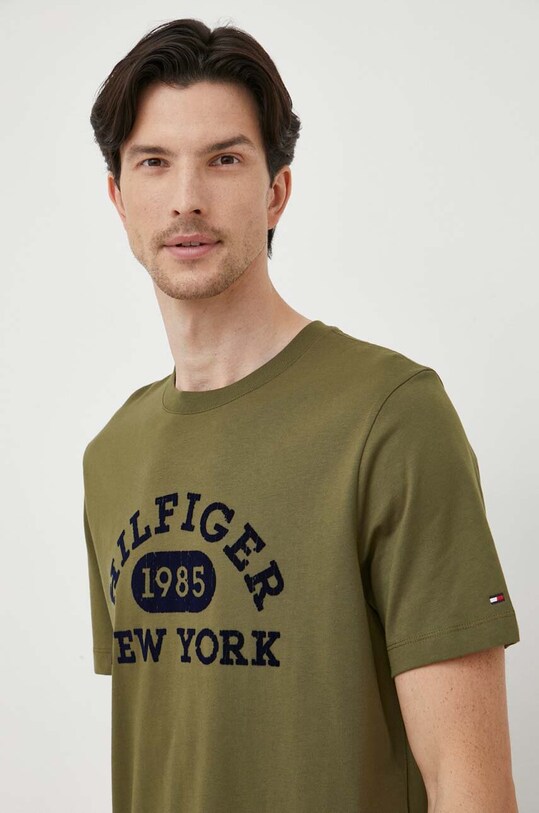 Бавовняна футболка Tommy Hilfiger зелений MW0MW32593