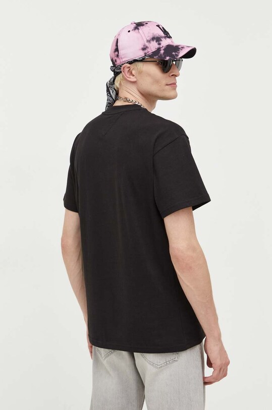 Odzież Tommy Jeans t-shirt bawełniany DM0DM17823 czarny