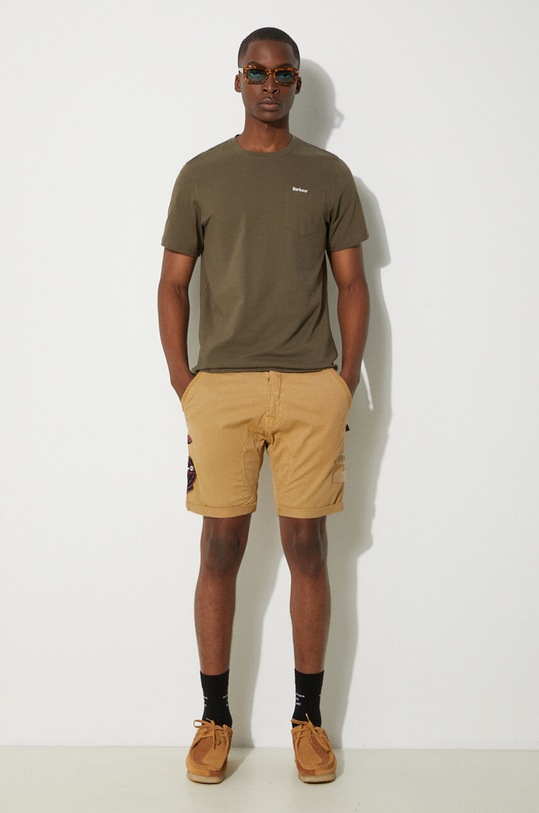 Бавовняна футболка Barbour MTS1114 зелений SS25