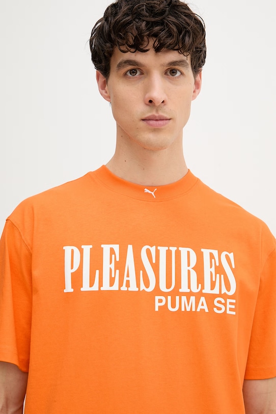 Βαμβακερό μπλουζάκι Puma PUMA x PLEASURES Typo Tee πορτοκαλί 620878