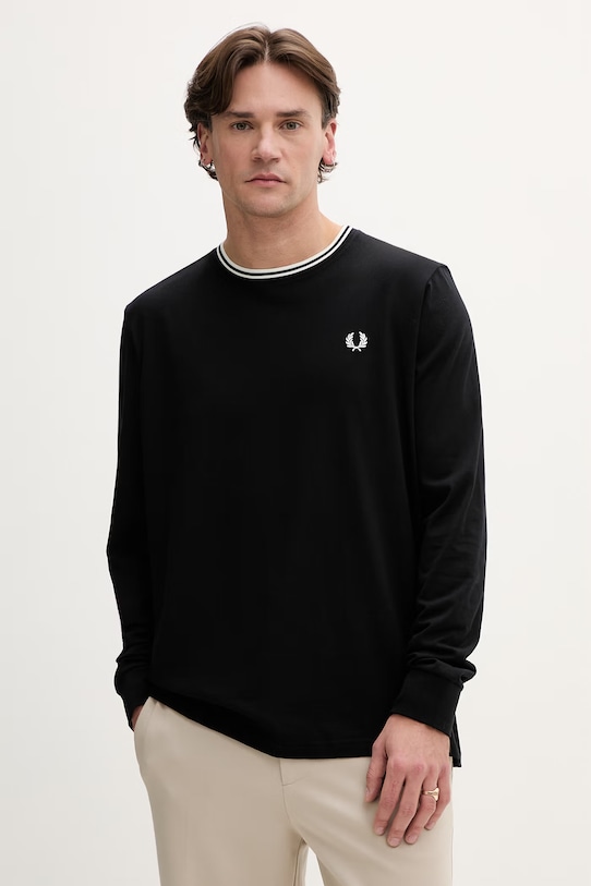 Fred Perry longsleeve bawełniany regular czarny M9602.102