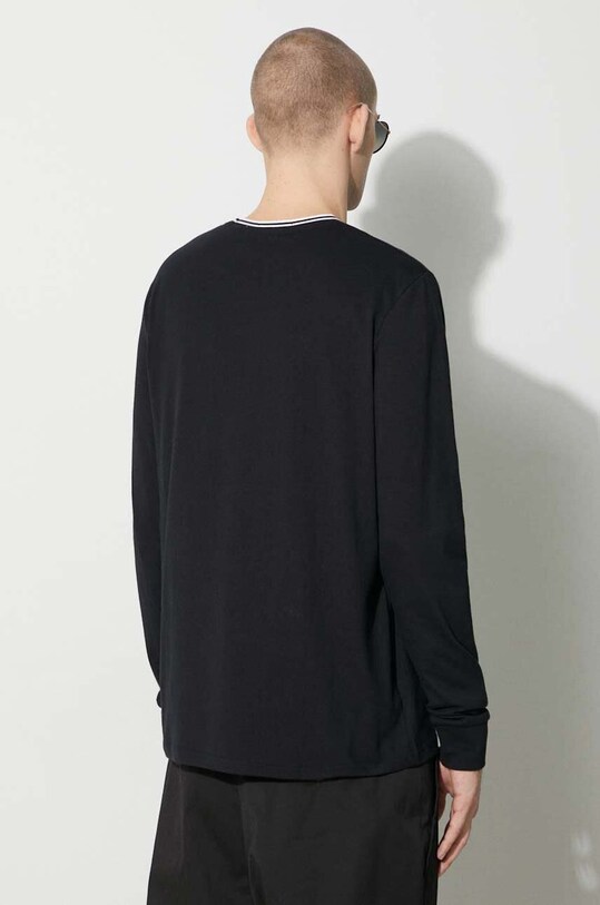 Odzież Fred Perry longsleeve bawełniany M9602.102 czarny