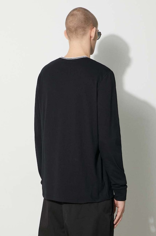 Odzież Fred Perry longsleeve bawełniany M9602.102 czarny