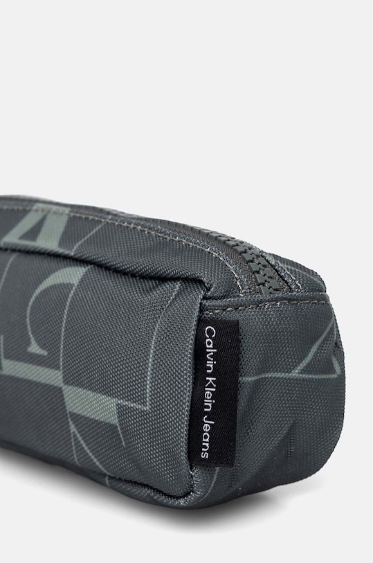 Παιδική κασετίνα Calvin Klein Jeans IU0IU00643.9BYH πράσινο AW24