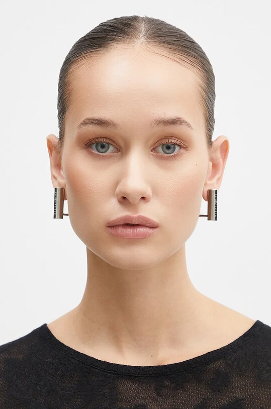 Сережки MM6 Maison Margiela серебрянный SM7VG0077.P7065