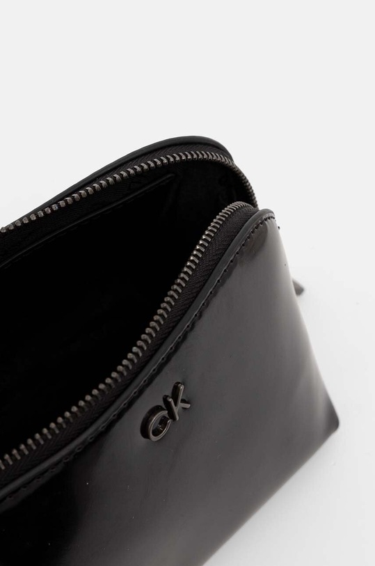 Calvin Klein kosmetyczka czarny K60K612449