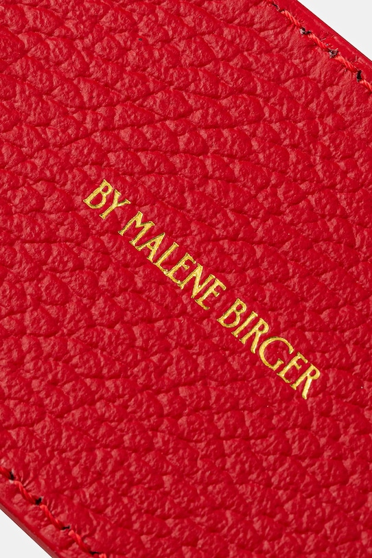 Kožni privjesak By Malene Birger MONNO KEY 103145 crvena AW24
