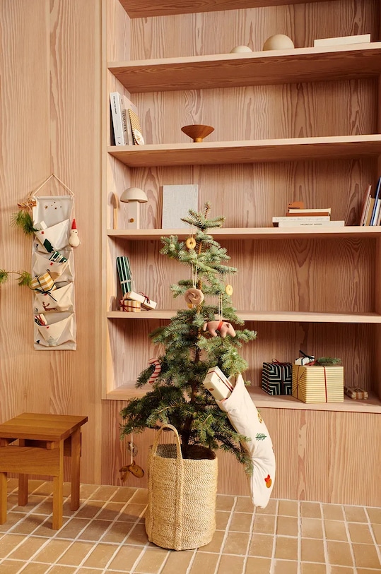 Мальчик Адвент календарь для детей Liewood Holly Advent Gift Calendar LW19282 бежевый