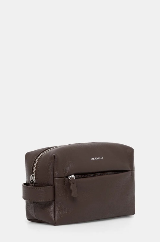 Kožená kosmetická taška Coccinelle MAN SOFT E5.MUK.95.G1.01.S hnědá AW24