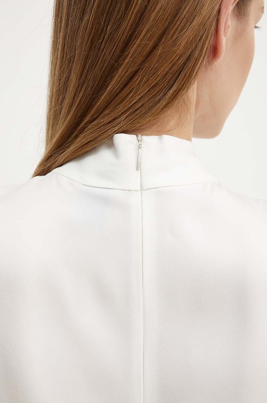 Hedvábná halenka BOSS 50522587 béžová