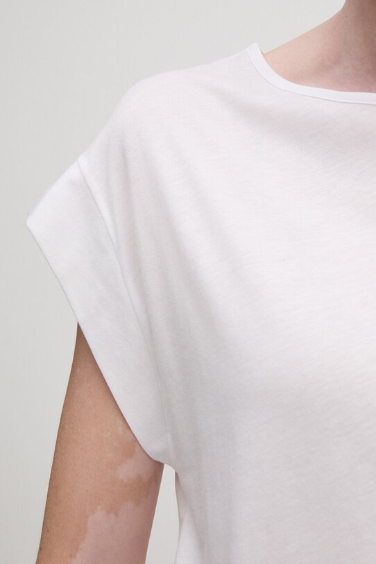 Sisley tricou 3QU4L103S alb