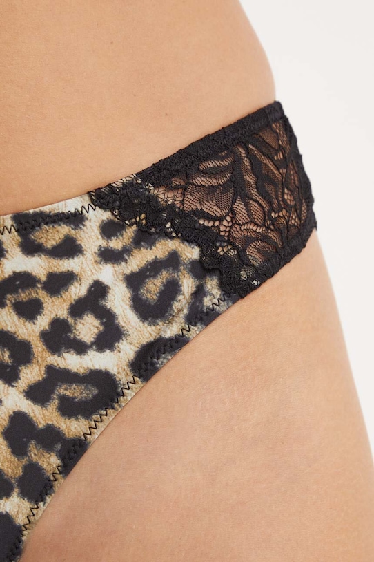 Guess brazyliany LILY czarny O4YE06.KCAS0