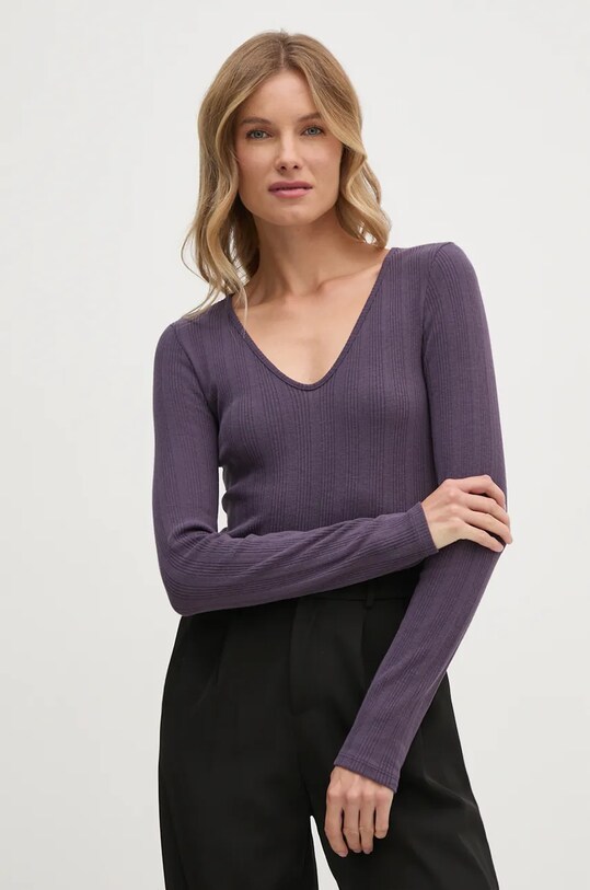 United Colors of Benetton body violet 3MUD3B001