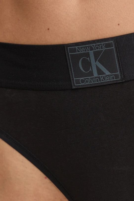 Odzież Calvin Klein Underwear stringi 000QF7967E czarny