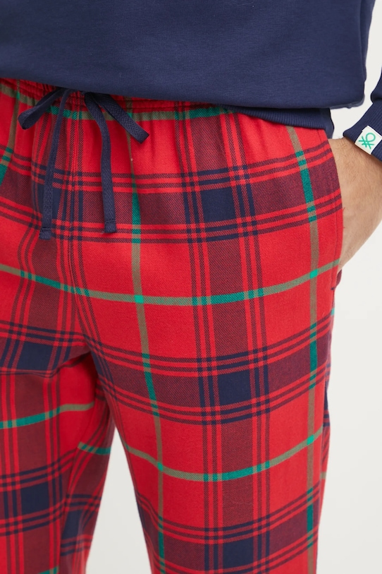 Хлопковые пижамные брюки United Colors of Benetton красный 43UL4F009