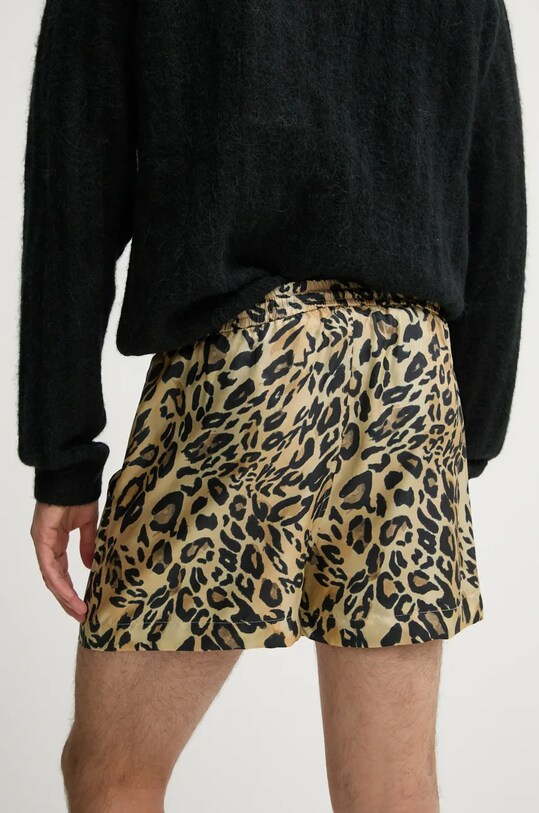 Копринен къс панталон Nanushka AMIL NM24PFPA04371 бежов