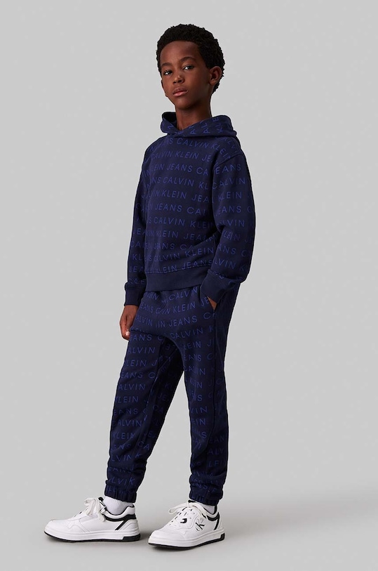 CHLAPEC Dětská bavlněná mikina Calvin Klein Jeans IB0IB02322.104.116.9BYH námořnická modř