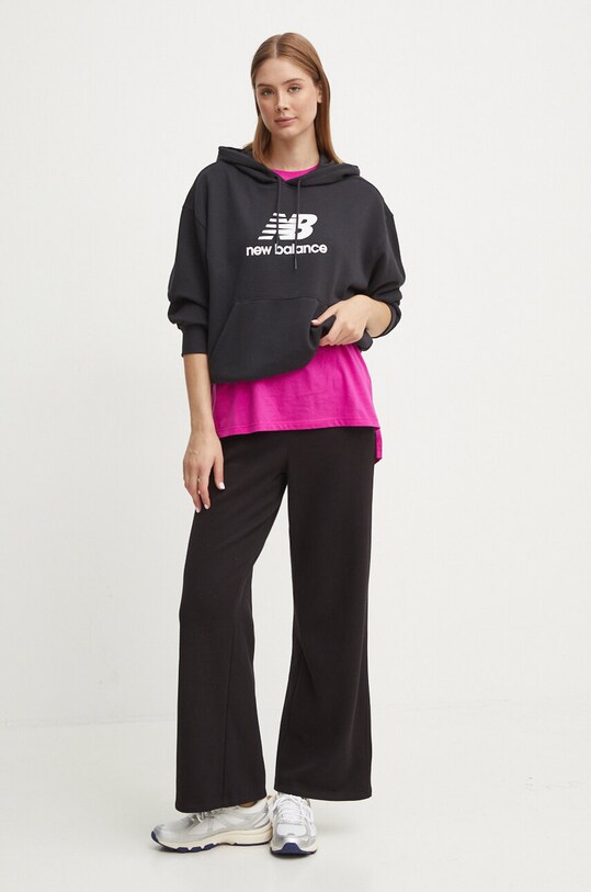 Mikina New Balance WT41504BK čierna AW24