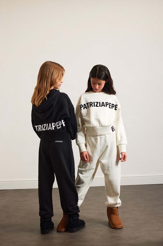 Κοριτσίστικα Παιδική βαμβακερή μπλούζα Patrizia Pepe J046 7M0823 μαύρο