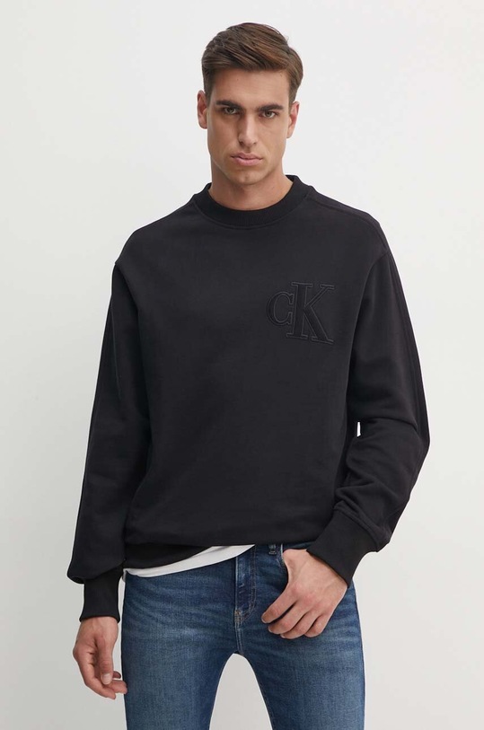 Bavlněná mikina Calvin Klein Jeans bez kapuce černá J30J325634