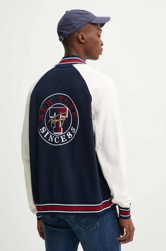 Tommy Jeans hanorac de bumbac imprimeu bleumarin DM0DM19237